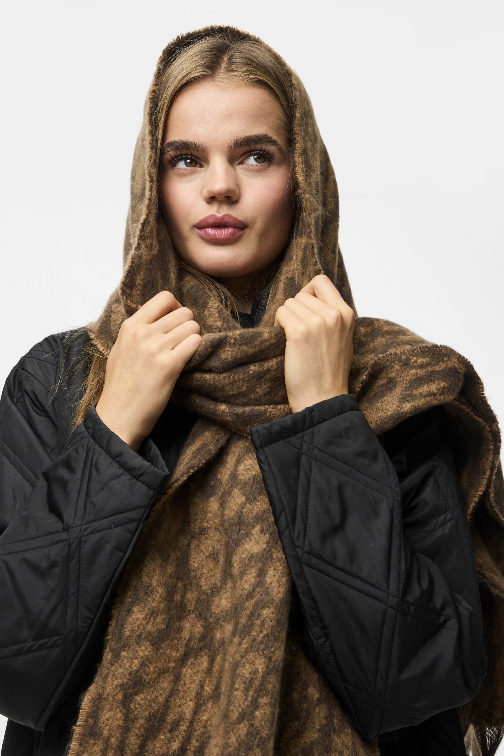 ECHARPE NAYA BROWN LEO H25